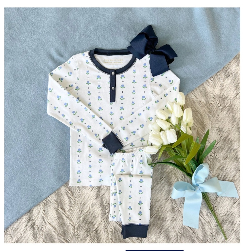 Sara Jane's Sweet Dream Set - Georgetown Tulip w/ Nantucket Navy